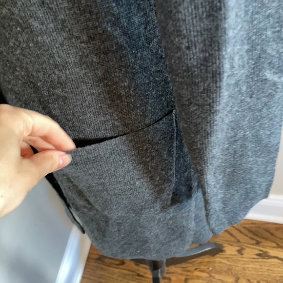 Ellen Tracy Merino wool cardigan - Picture 4 of 10